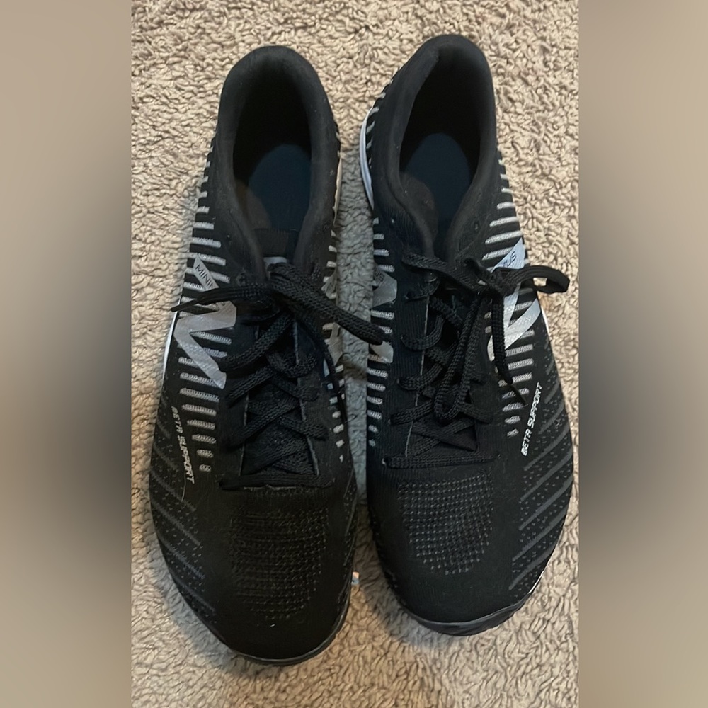 New - new balance size 12 mens